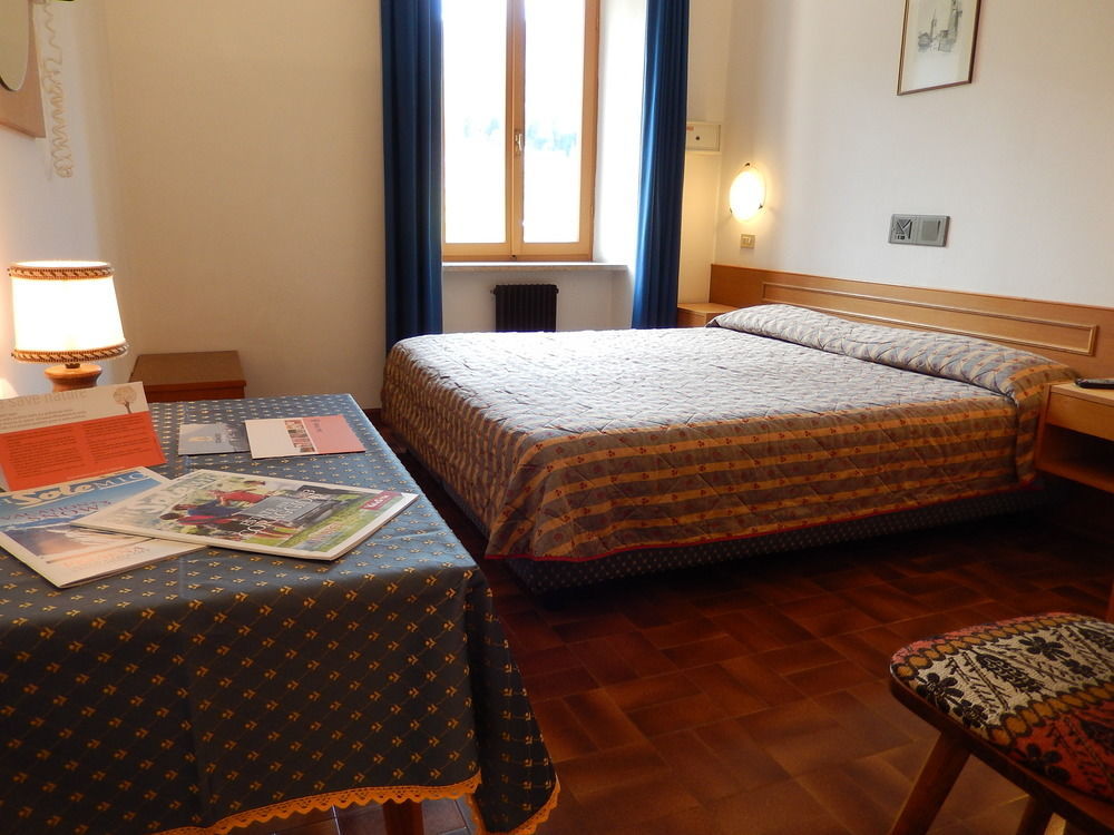 דימארו Hotel Vittoria - Ricarica L'Anima מראה חיצוני תמונה